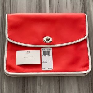 New Women Coach universal clutch